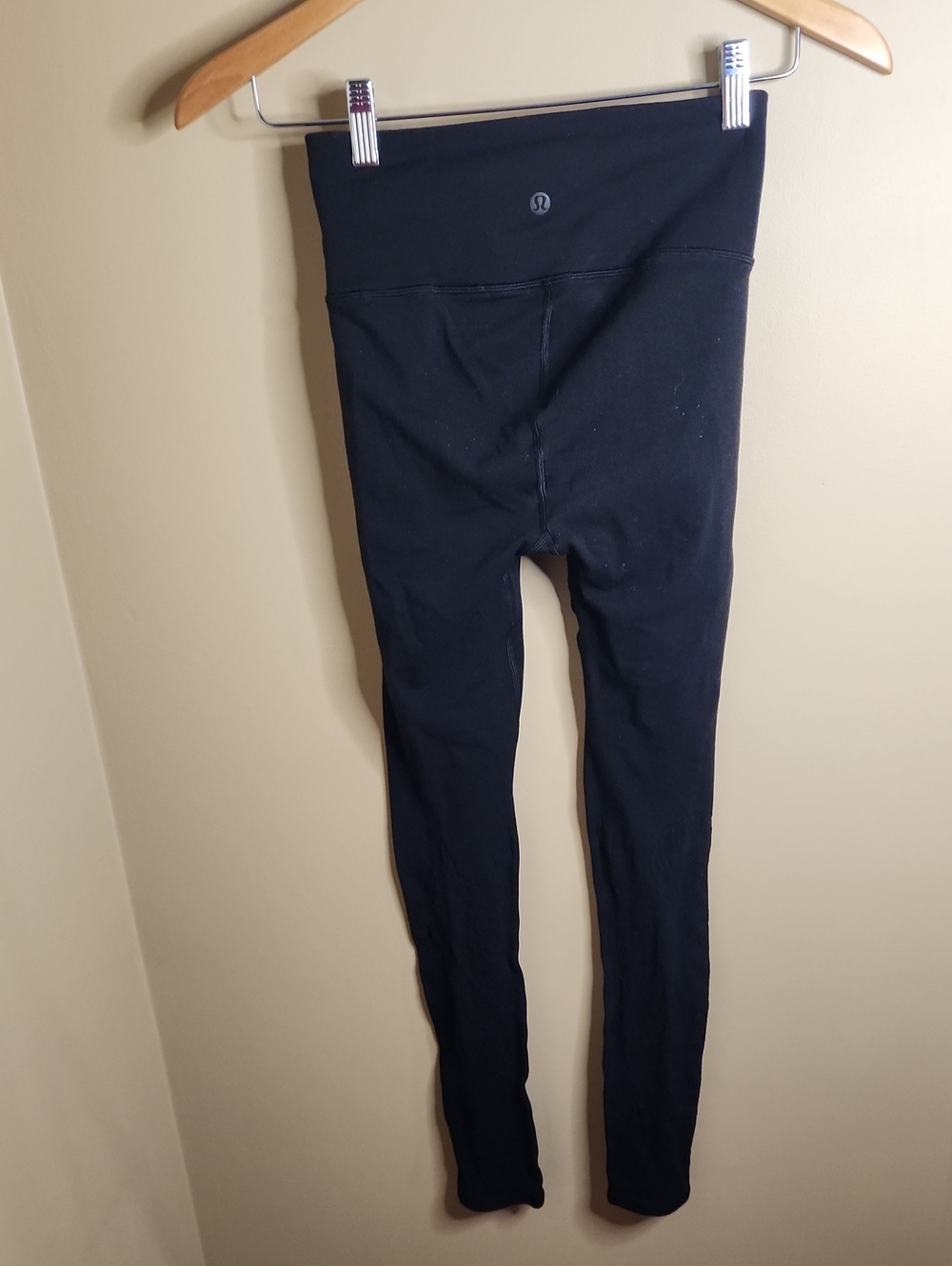 Lululemon Reveal Tight *Lattice Paisley 28" in Black. Size 4. #W5AWNS - Picture 4 of 4